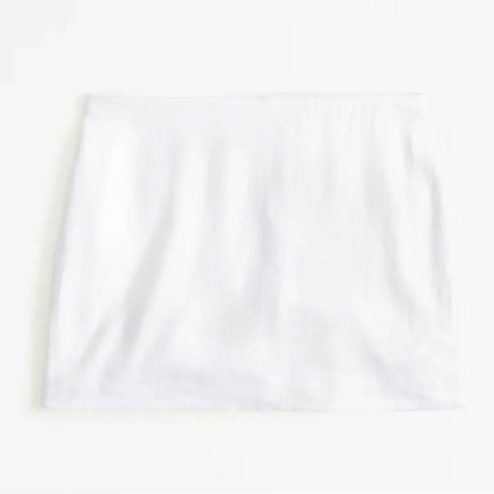 SET! abercrombie kids linen blend White skort and Shirt with Floral Embroidery